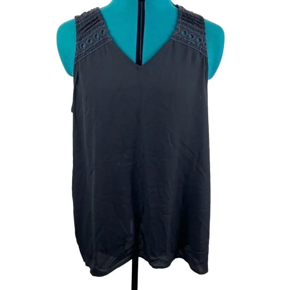 Pleione Tunic top- Black- size M